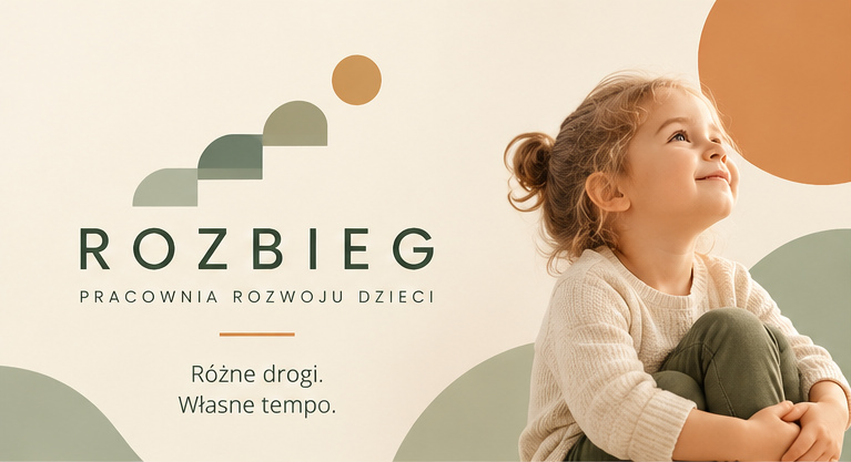 ROZBIEG — ilustracja dziecka i hasło Różne drogi. Własne tempo.